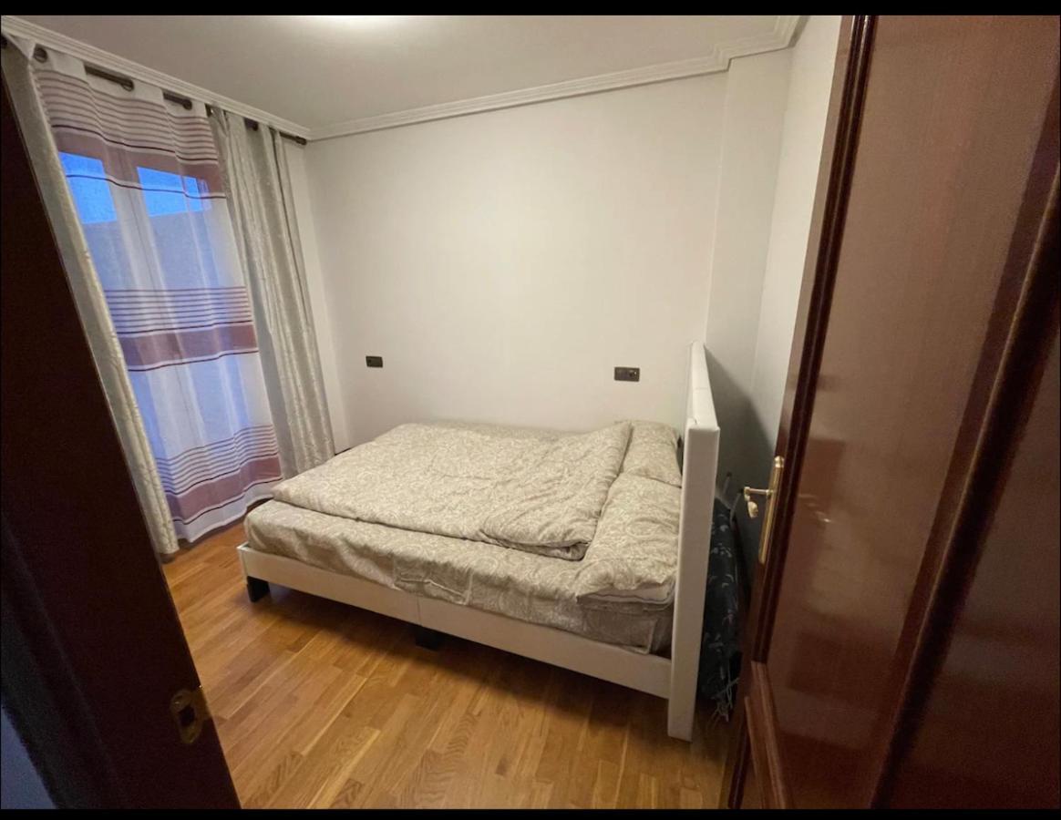 Bonito Piso Con Aparcamiento A Pie De La Calle . Nájera Exterior foto
